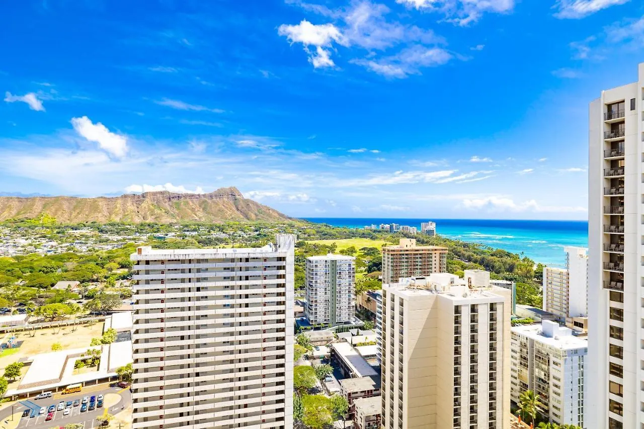 Waikiki Banyan Bliss, Ocean View & Walk To Beach Honolulu