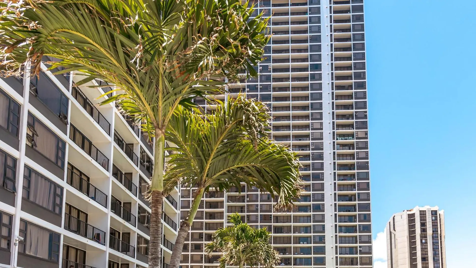 Waikiki Banyan Bliss, Ocean View & Walk To Beach Honolulu Appartement