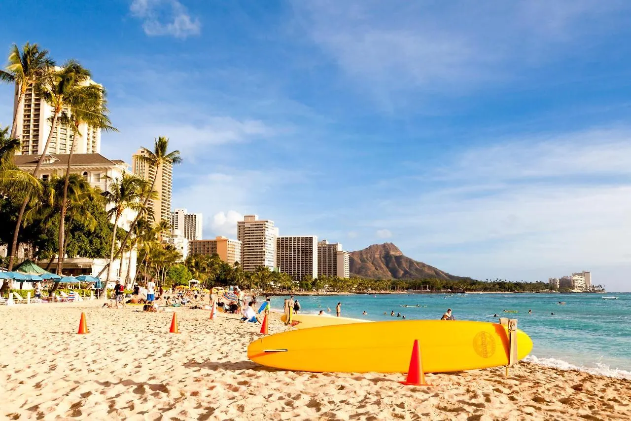 Apartment Waikiki Banyan Bliss, Ocean View & Walk To Beach Honolulu