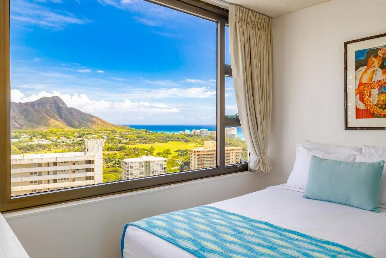 Waikiki Banyan Bliss, Ocean View & Walk To Beach Honolulu
